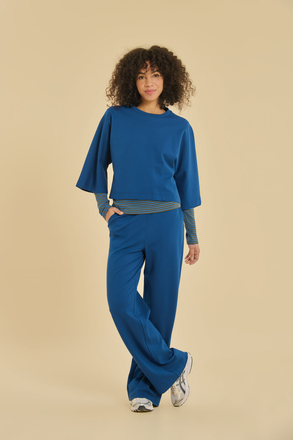 DIFFERENT IS OK Ribbed Cut-out シズニルック Broek Jill Army NKS09068 | Nukus